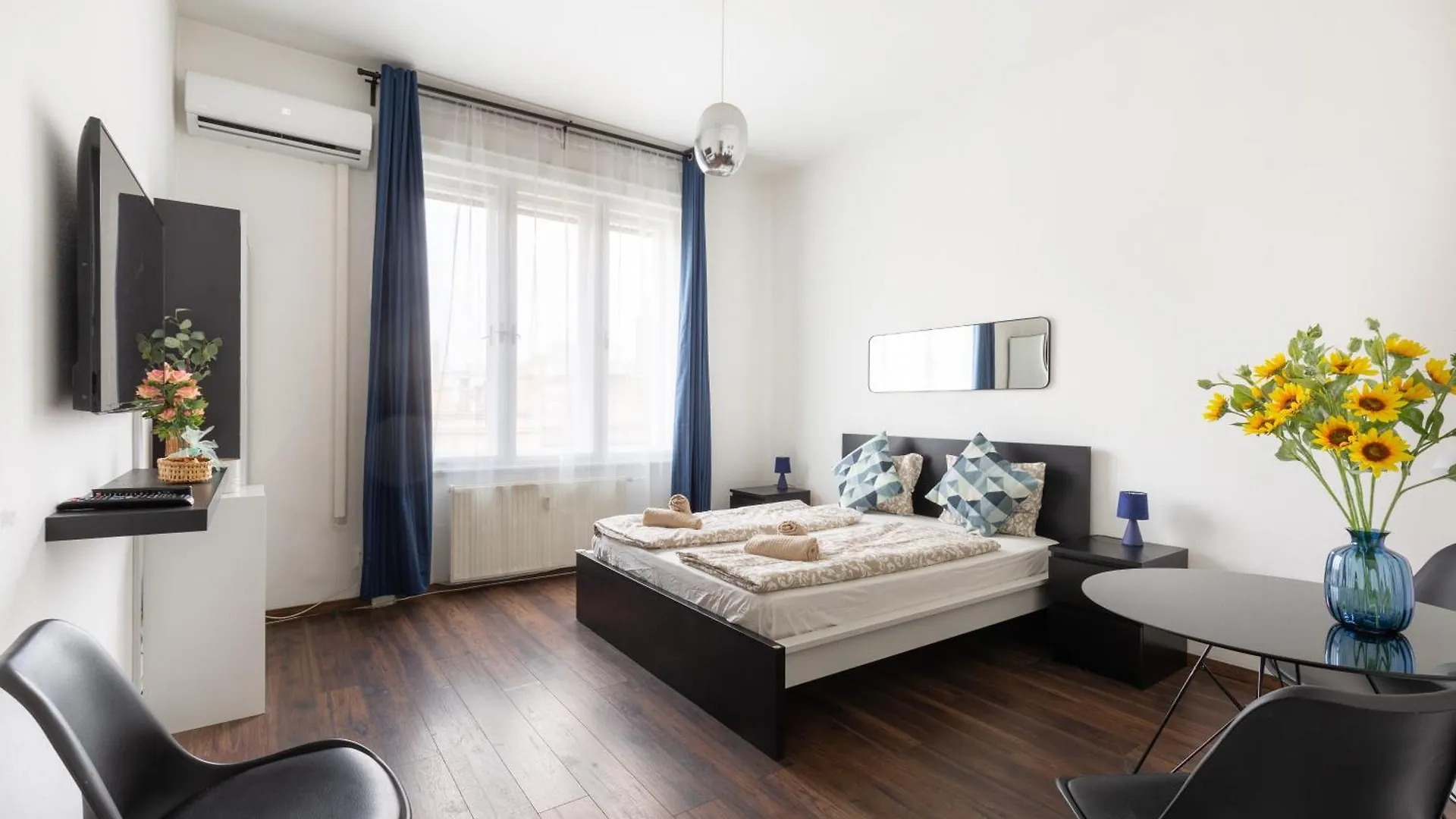 Adorable And Charming 2Br In City Center, Astoria Budapeszt 0*,