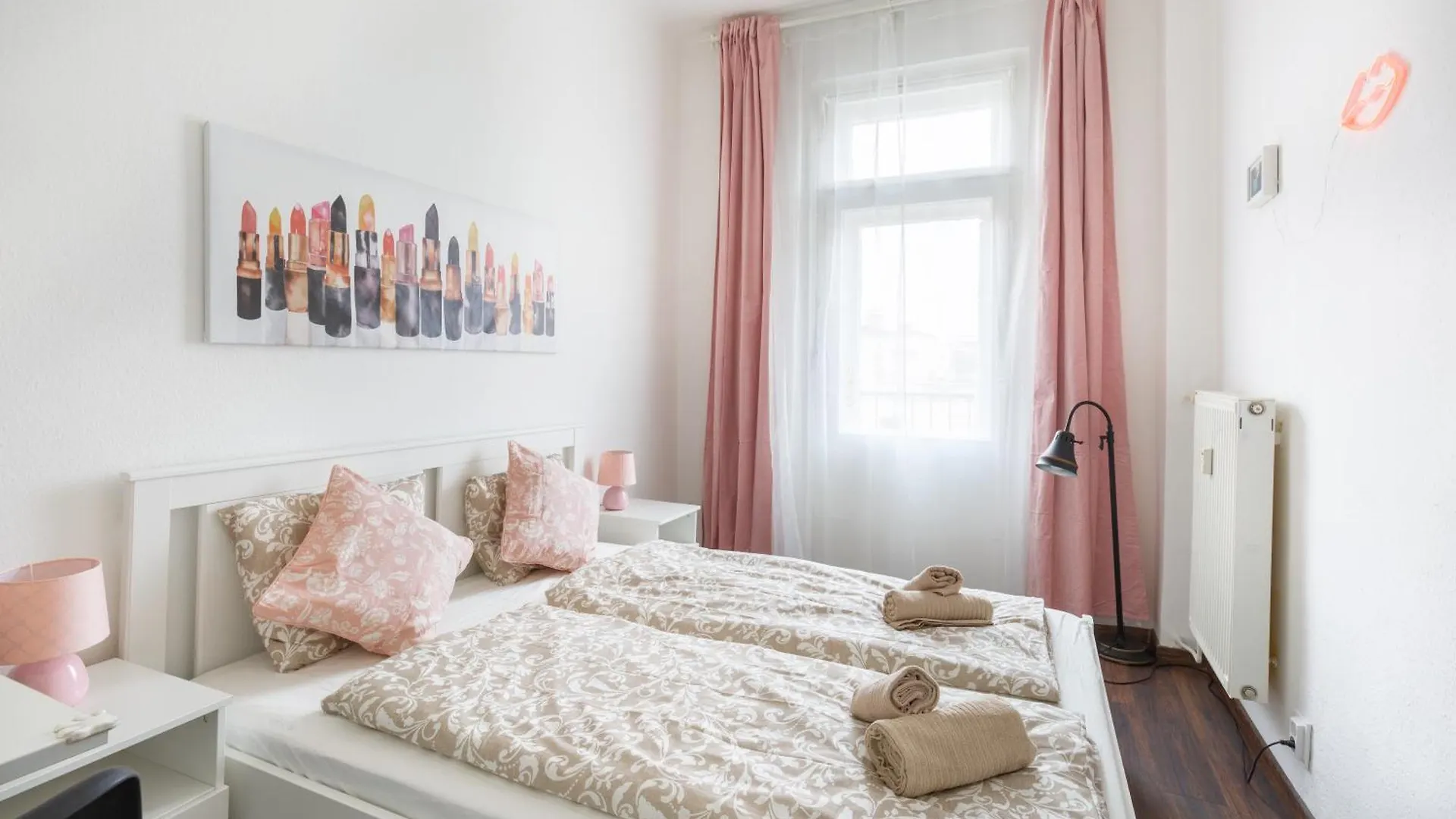 Adorable And Charming 2Br In City Center, Astoria Budapeszt